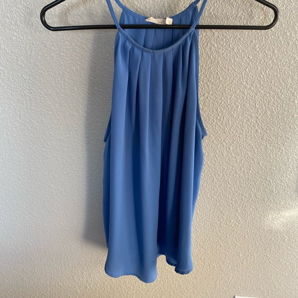 Lush Tank Top - Picture 2 of 5